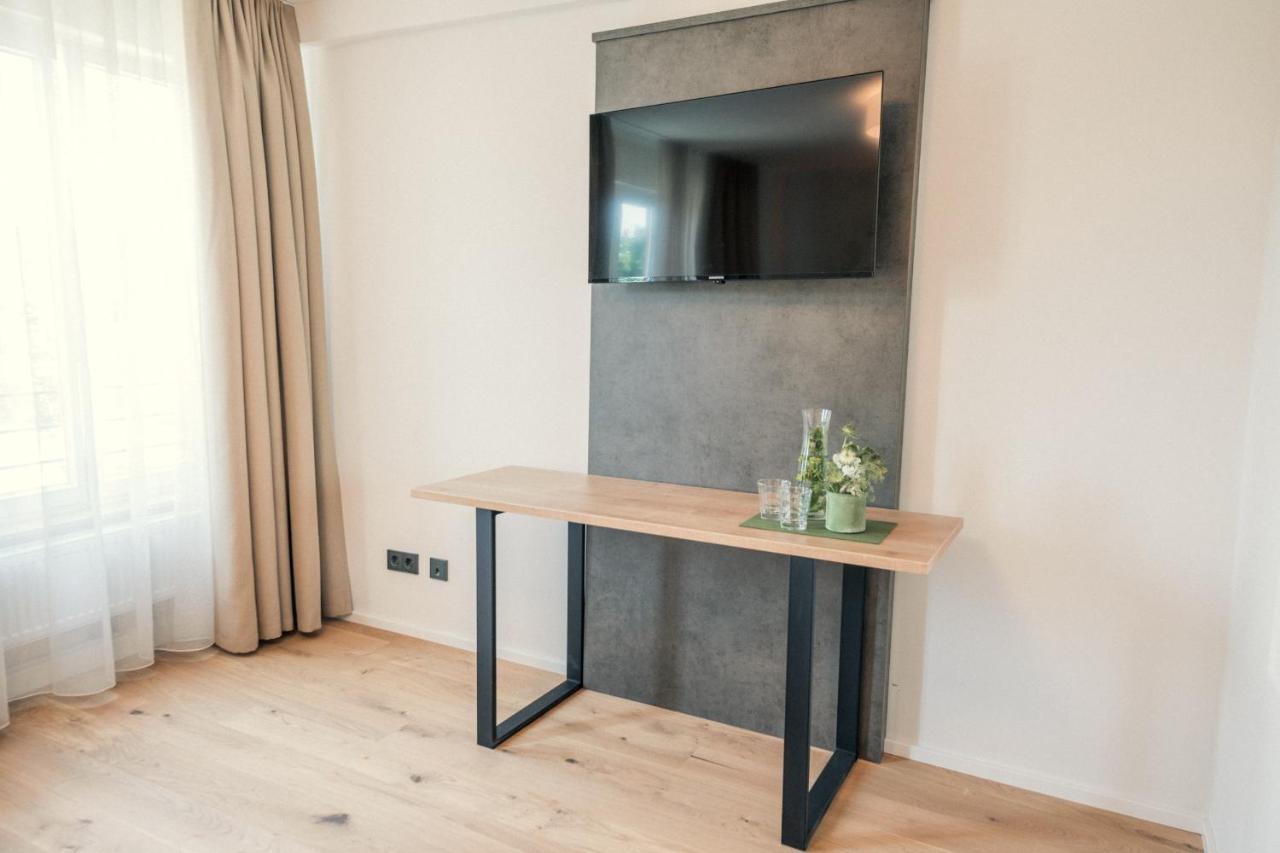 Das Hoelderlein - Altstadthotel Nuertingen Exteriör bild