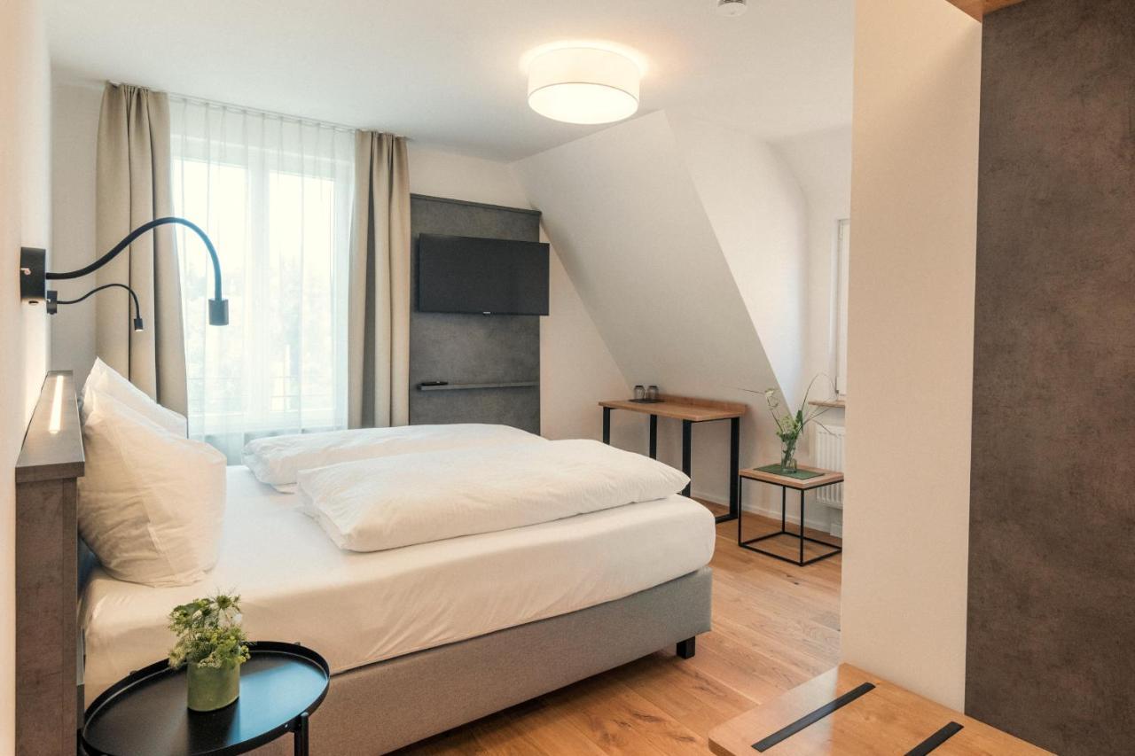 Das Hoelderlein - Altstadthotel Nuertingen Exteriör bild