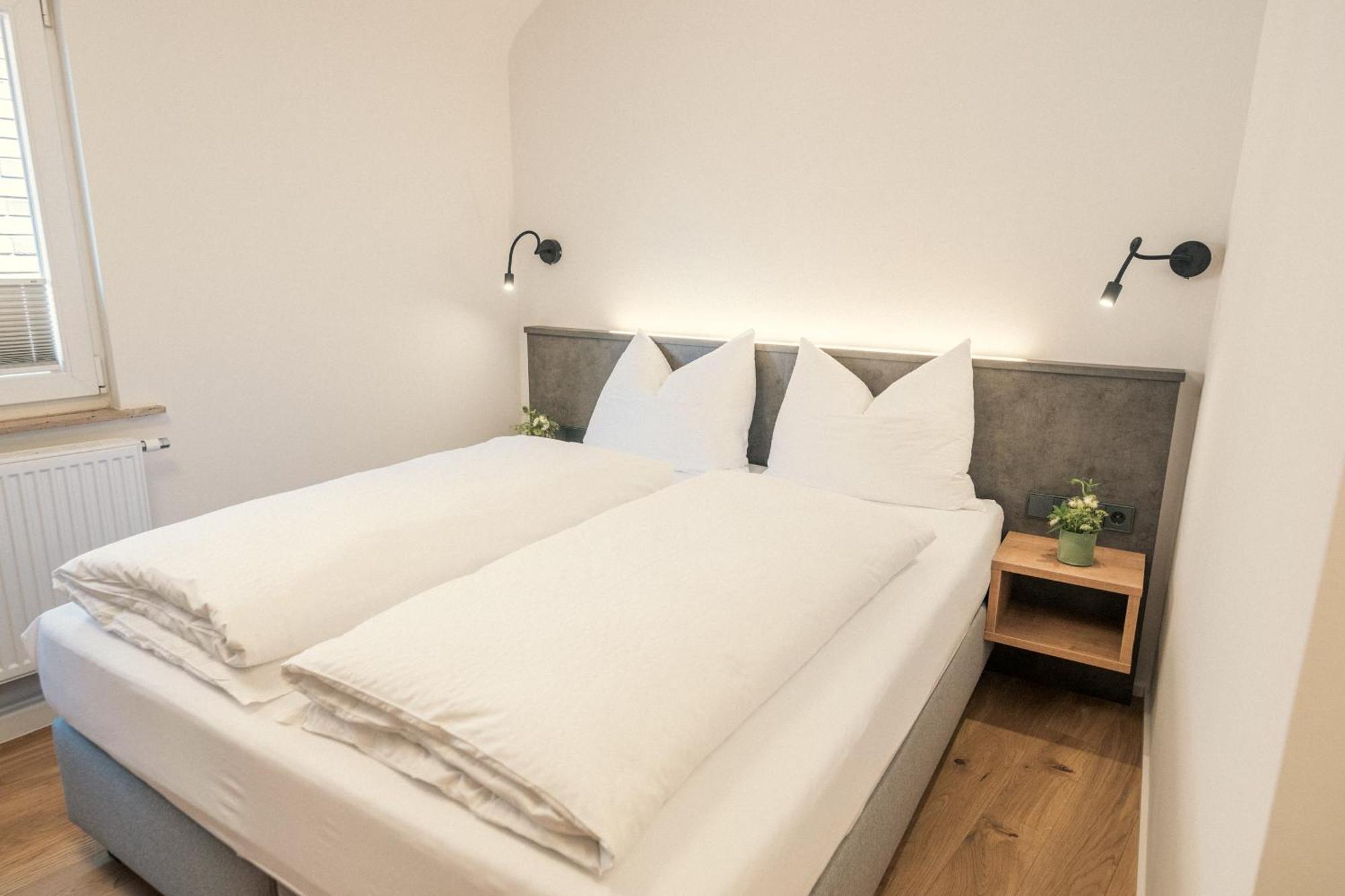 Das Hoelderlein - Altstadthotel Nuertingen Exteriör bild
