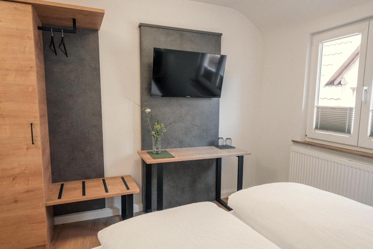 Das Hoelderlein - Altstadthotel Nuertingen Exteriör bild