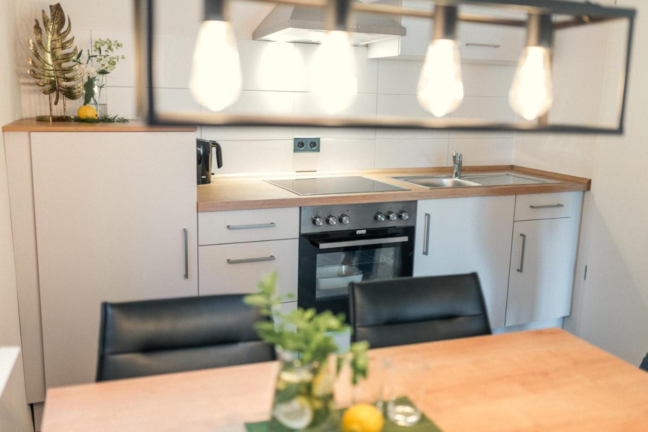 Das Hoelderlein - Altstadthotel Nuertingen Exteriör bild