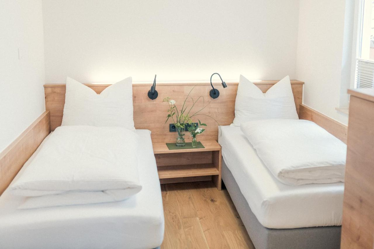 Das Hoelderlein - Altstadthotel Nuertingen Exteriör bild