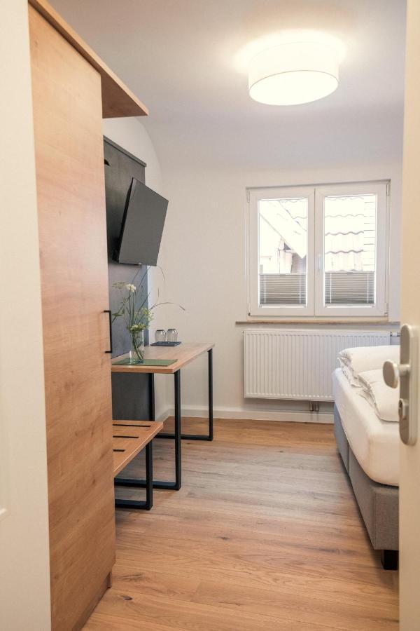 Das Hoelderlein - Altstadthotel Nuertingen Exteriör bild